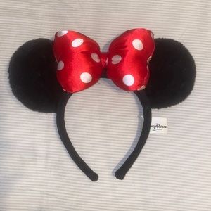 Disneyland Minnie Mouse Ears